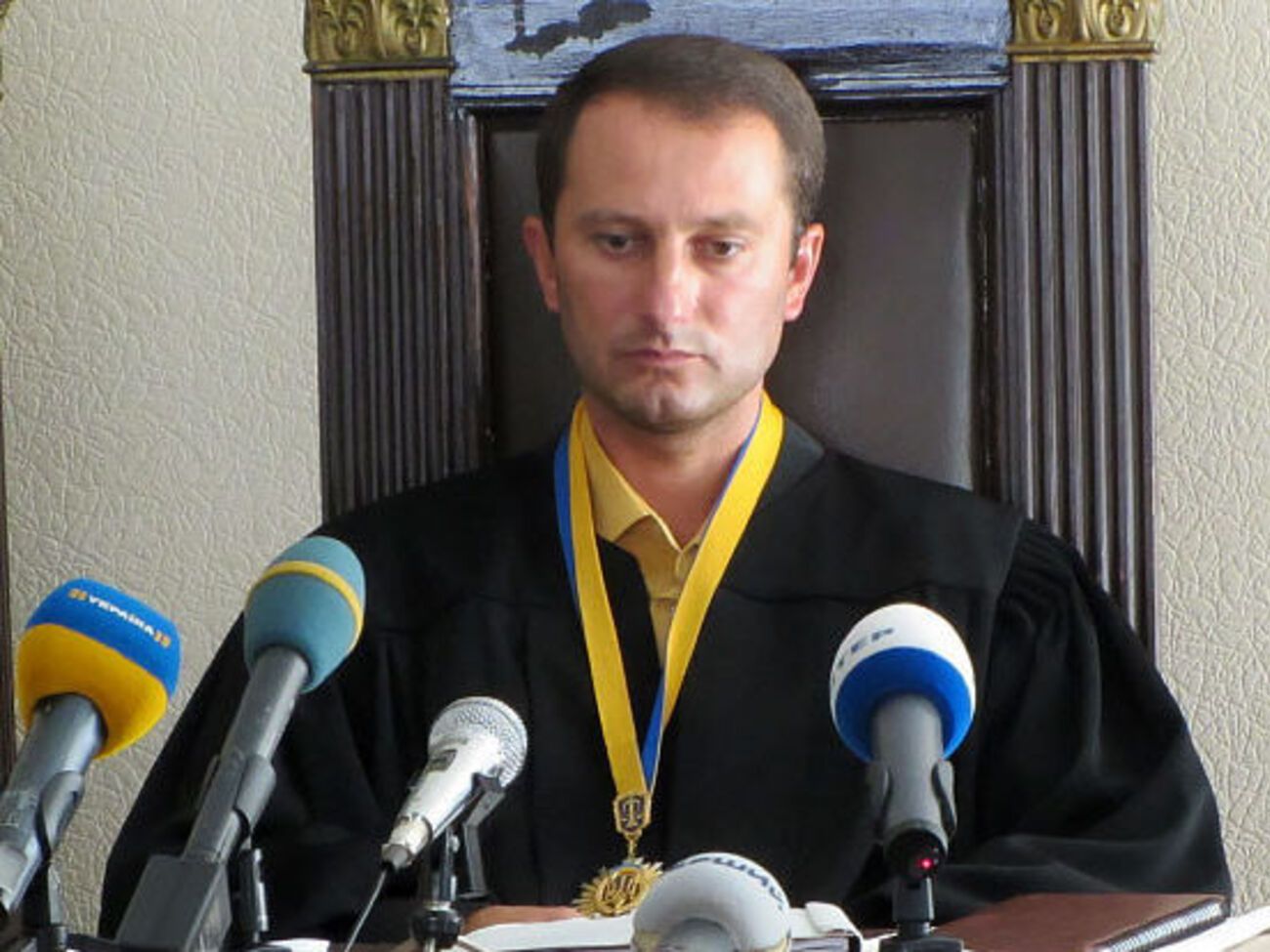 Суддя Антонов пішов у нарадчу кімнату для ухвалення вироку у справі Кернеса