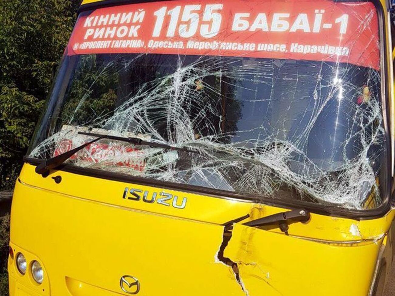 Водій маршрутки не постраждав