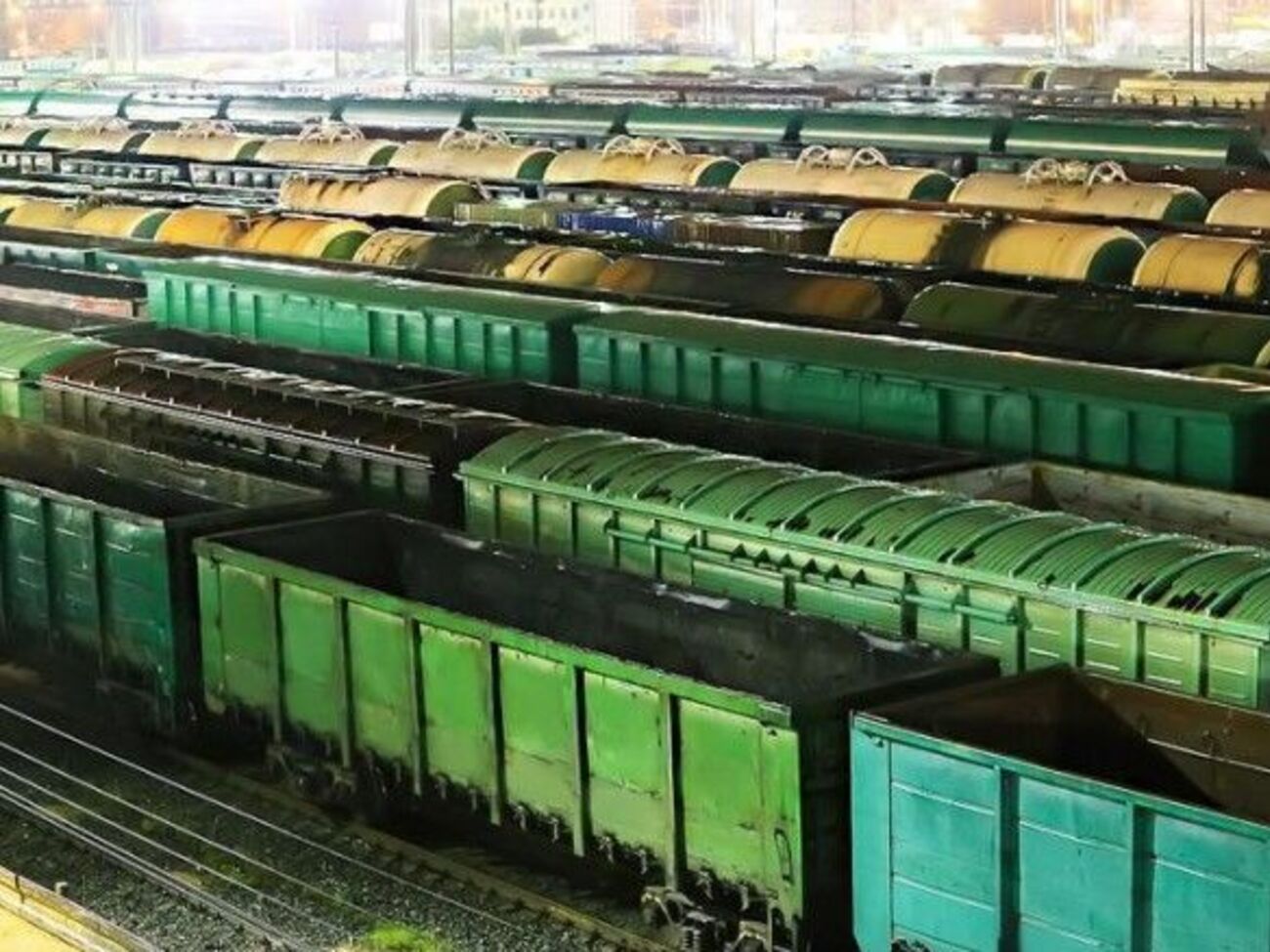 У грудні 2017 року холдинг домовився про будування 500 вагонів за $25 млн