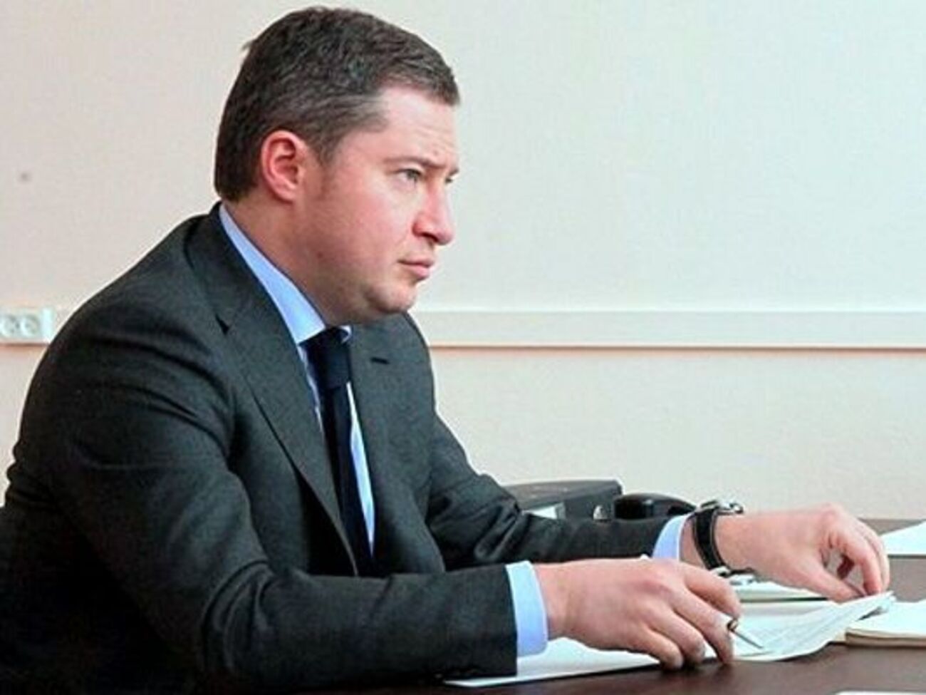 Кривицкий с 2011 по 2016 годы представлял в Совете Федерации Новгородскую область
