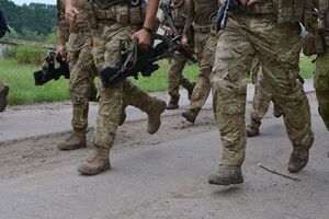 Пострадали двое украинских военных