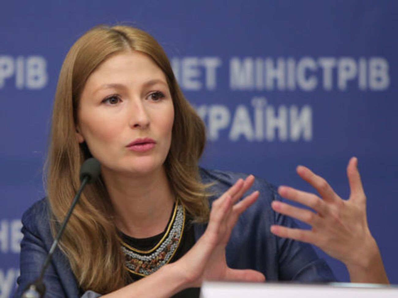 Джапарова повідомила, що аналогового телебачення на Донбасі поки що не вимикатимуть