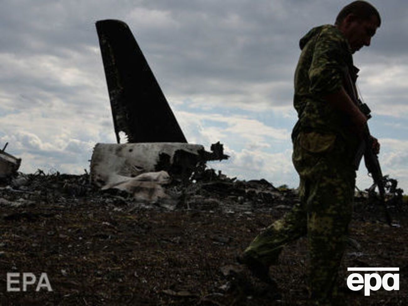 Самолет Ил-76 с украинскими военными на борту был сбит в июне 2014 года