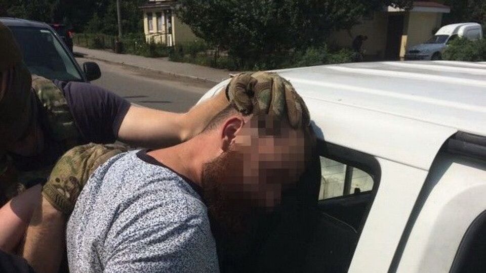 У оперативников есть задокументированные факты незаконной продажи оружия и боеприпасов в столице