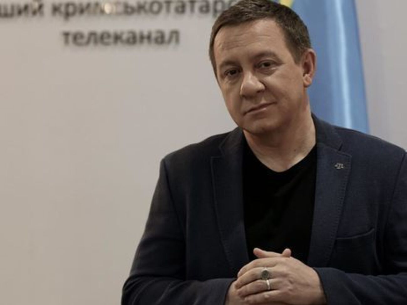 Что значит "купить Крым"? А крымские татары – их тоже купить как крепостных?