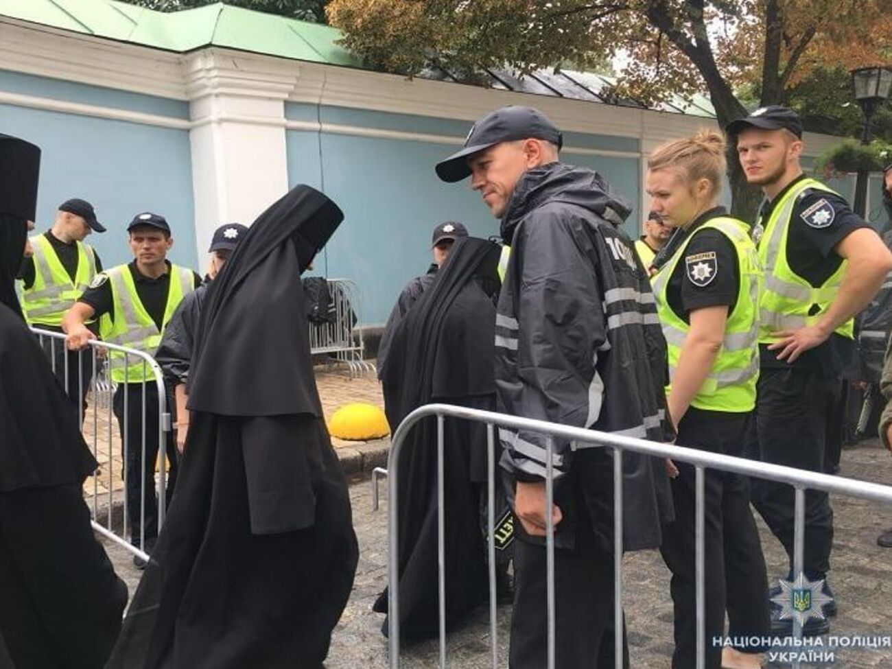 По состоянию на 11.00 полиция не зафиксировала каких-либо серьезных правонарушений в столице