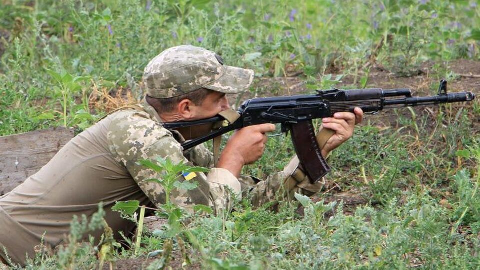 Загинув один український військовий