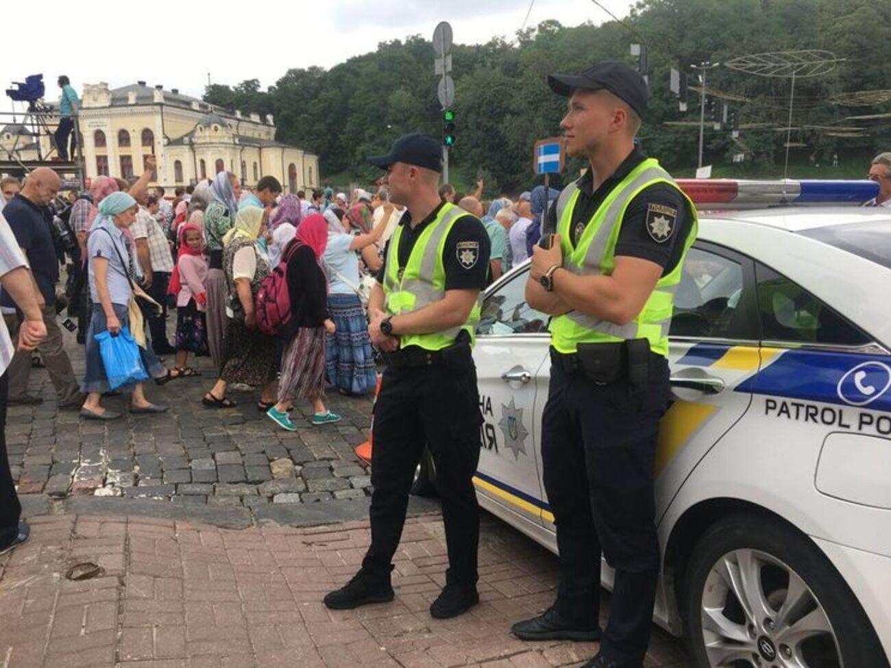 Полиция в Киеве усилила меры безопасности