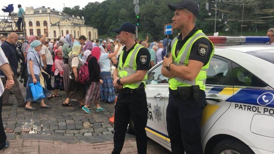 Поліція в Києві посилила заходи безпеки
