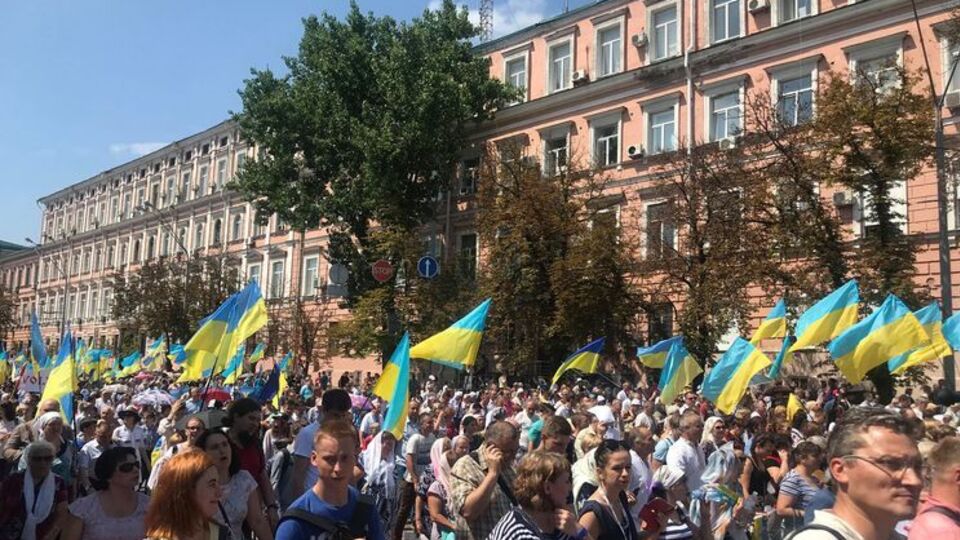 У Києві відбувається хресний хід за єдину помісну церкву