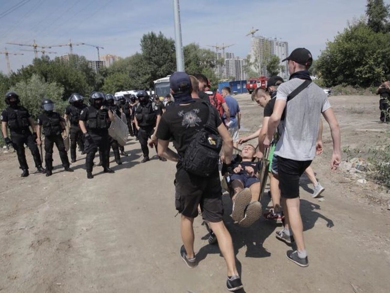 У "Нацдружинах" стверджують, що їхніх активістів побили поліцейські