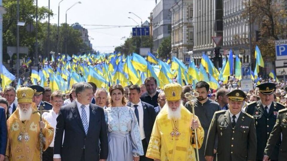 Омелян: Украинцы должны быть едины в единой церкви у своих святынь