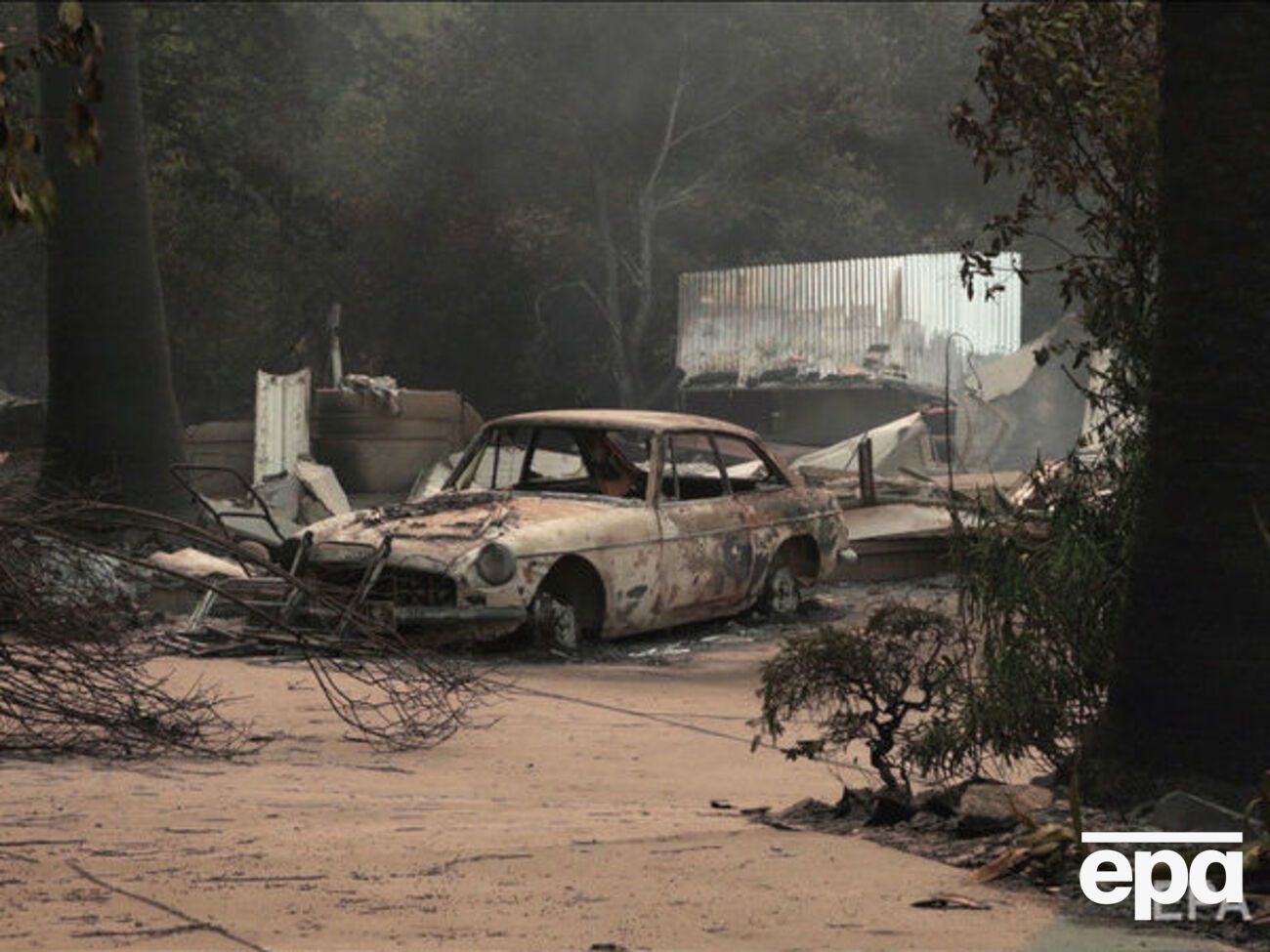 Пожары уничтожили более 500 домов