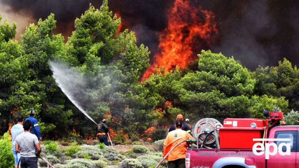 Власти Греции считают, что возгорание началось после умышленных действий