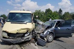 Авария произошла около 14.00 на автодороге Киев – Чоп