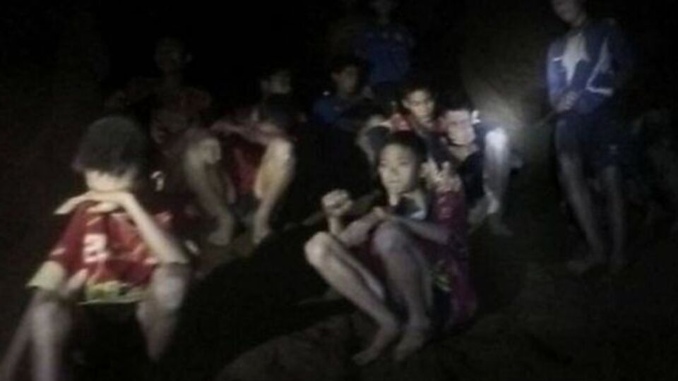 Діти втратили лік часу