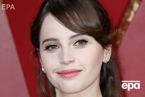 Фелісіті Джонс вийшла заміж у Великобританії