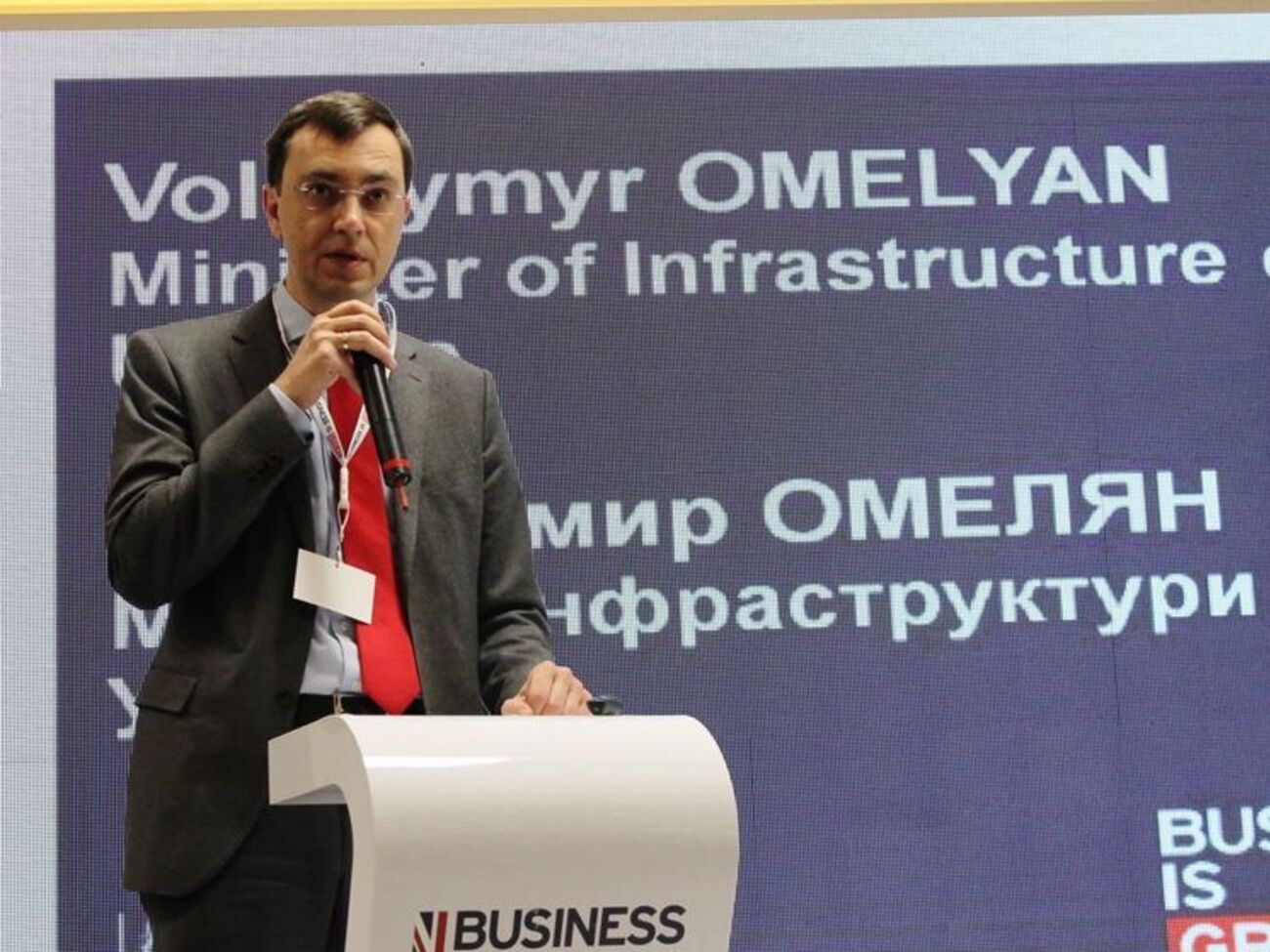 Омелян: Ми забезпечили повернення всіх громадян із Тунісу, Албанії та інших країн