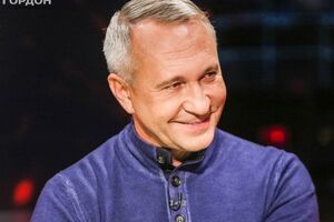 По данным "Апострофа", Ситникову запретили въезд на три года