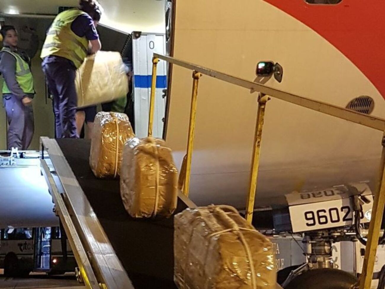 Кокаин из Аргентины в Россию доставляли диппочтой