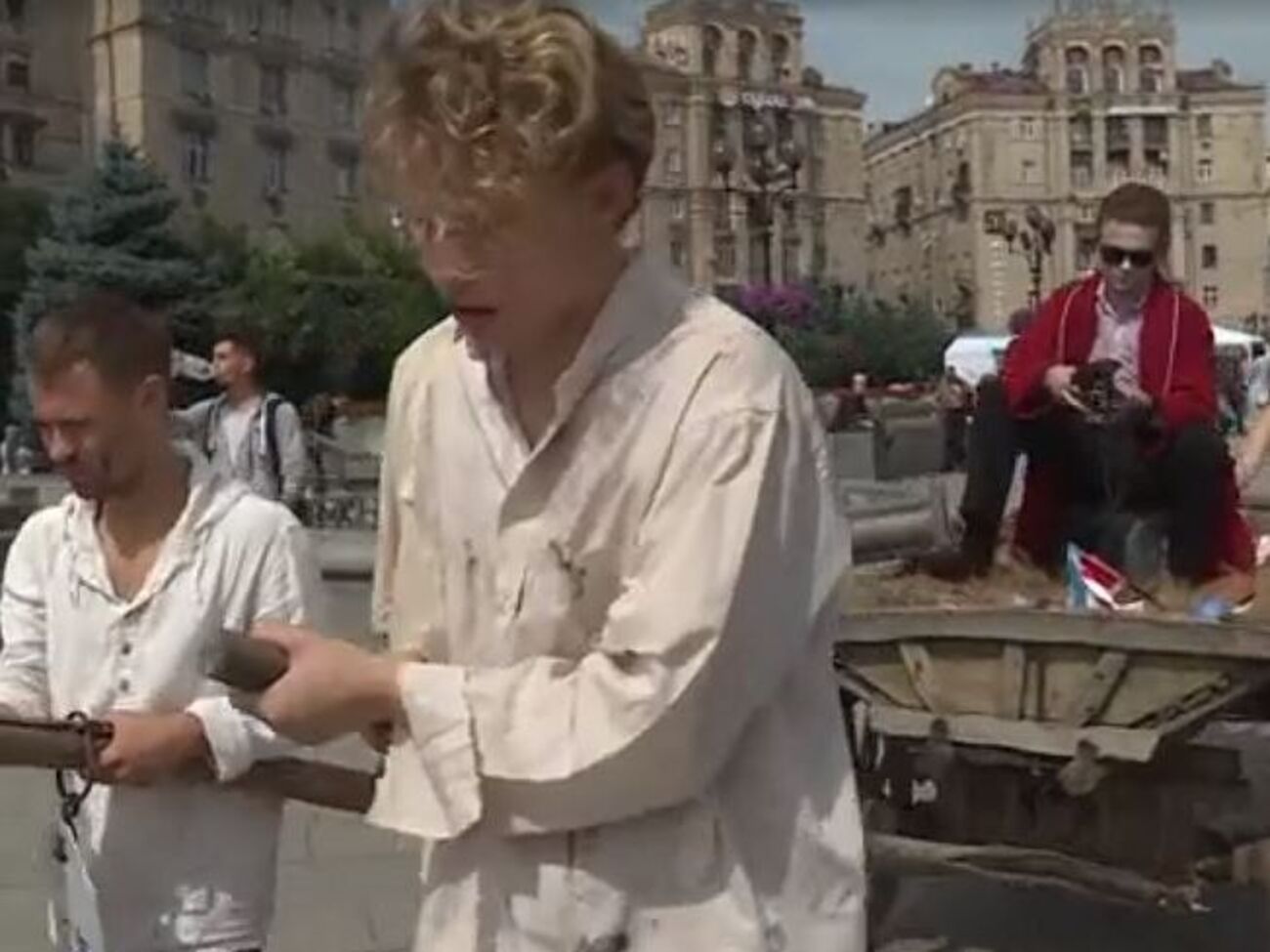 Активисты в Киеве пытались привлечь внимание общества к так называемому современному рабству