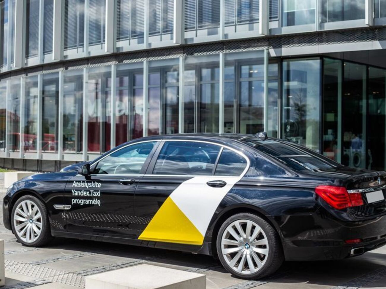 "Яндекс.Таксі" почало працювати в Литві 26 липня