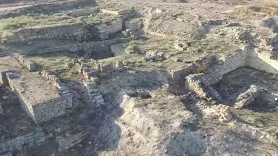 Археологи ведут раскопки в Ольвии