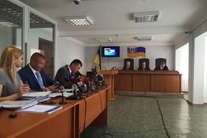 Дело о госизмене Януковича рассматривает Оболонский райсуд Киева