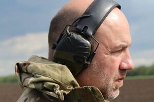 Каждый пост в Facebook типа "На Крымском/Авдеевке/Шахте замес, есть потери, давайте помолимся" – это сотни родственников бойцов в полуобморочном состоянии