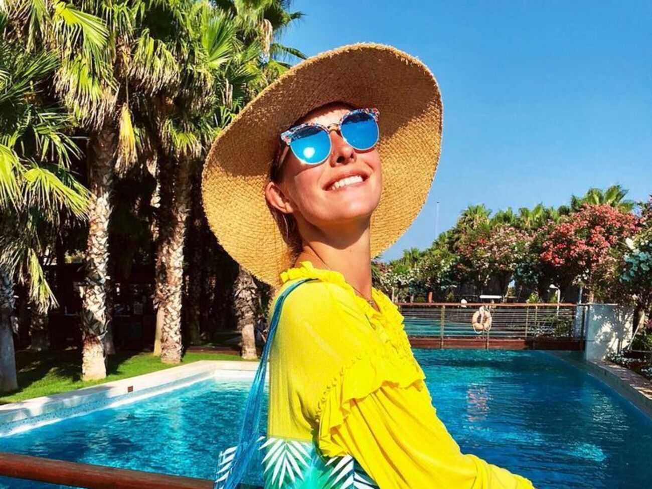 Осадчая: Когда с утра хватаешь первое, что попалось под руку, и оказывается, что в мужских плавках очень удобно