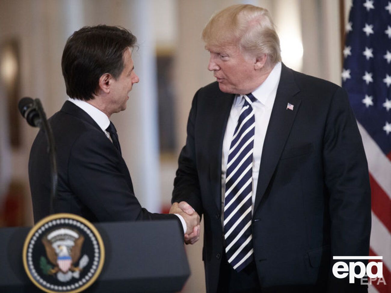 Трамп провел встречу с итальянским премьер-министром Конте