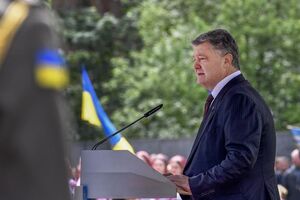 Порошенко: Росія хоче перешкодити нам мати свою власну церкву
