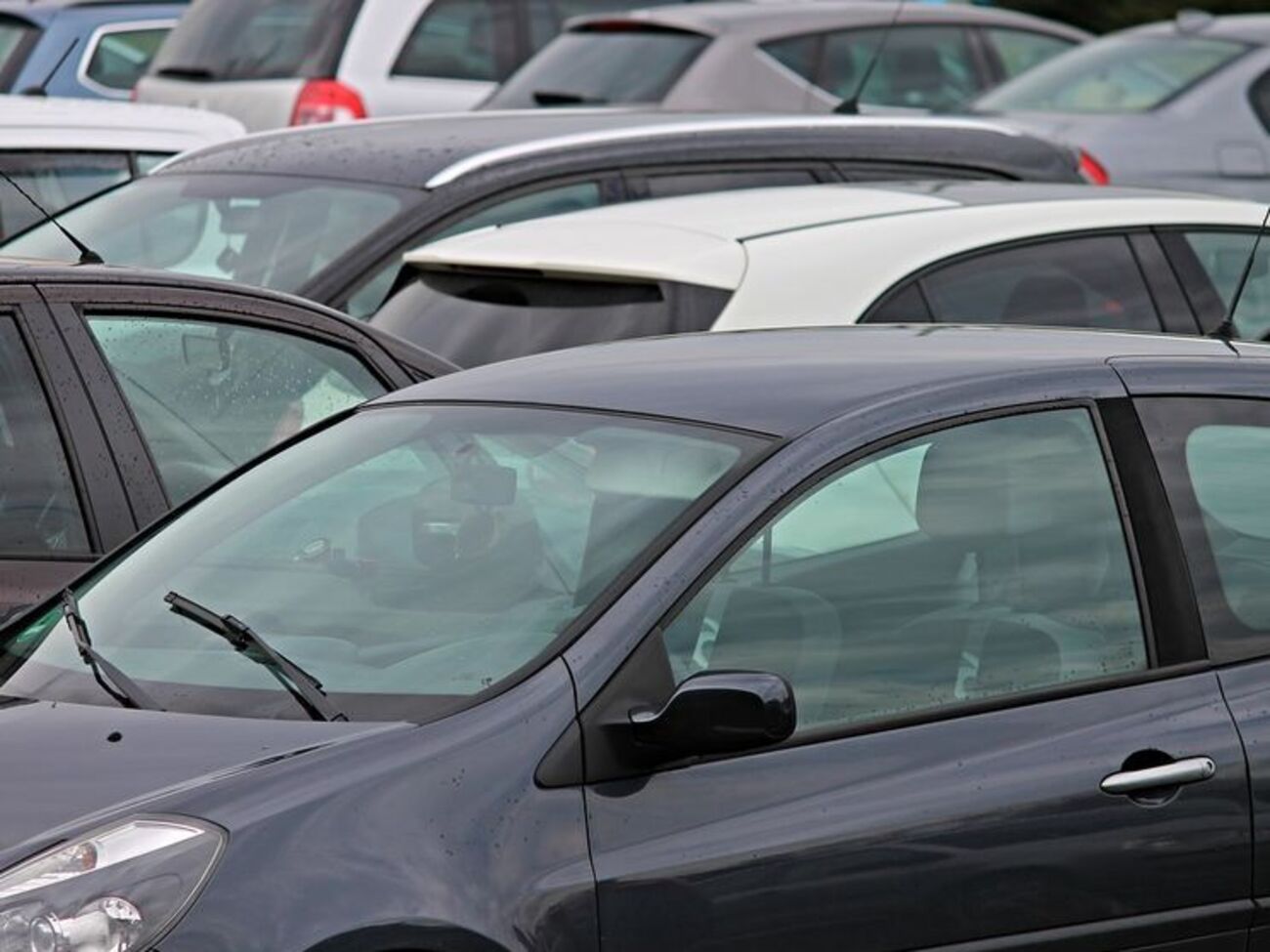 Спад продаж фиксировали в марте и июне