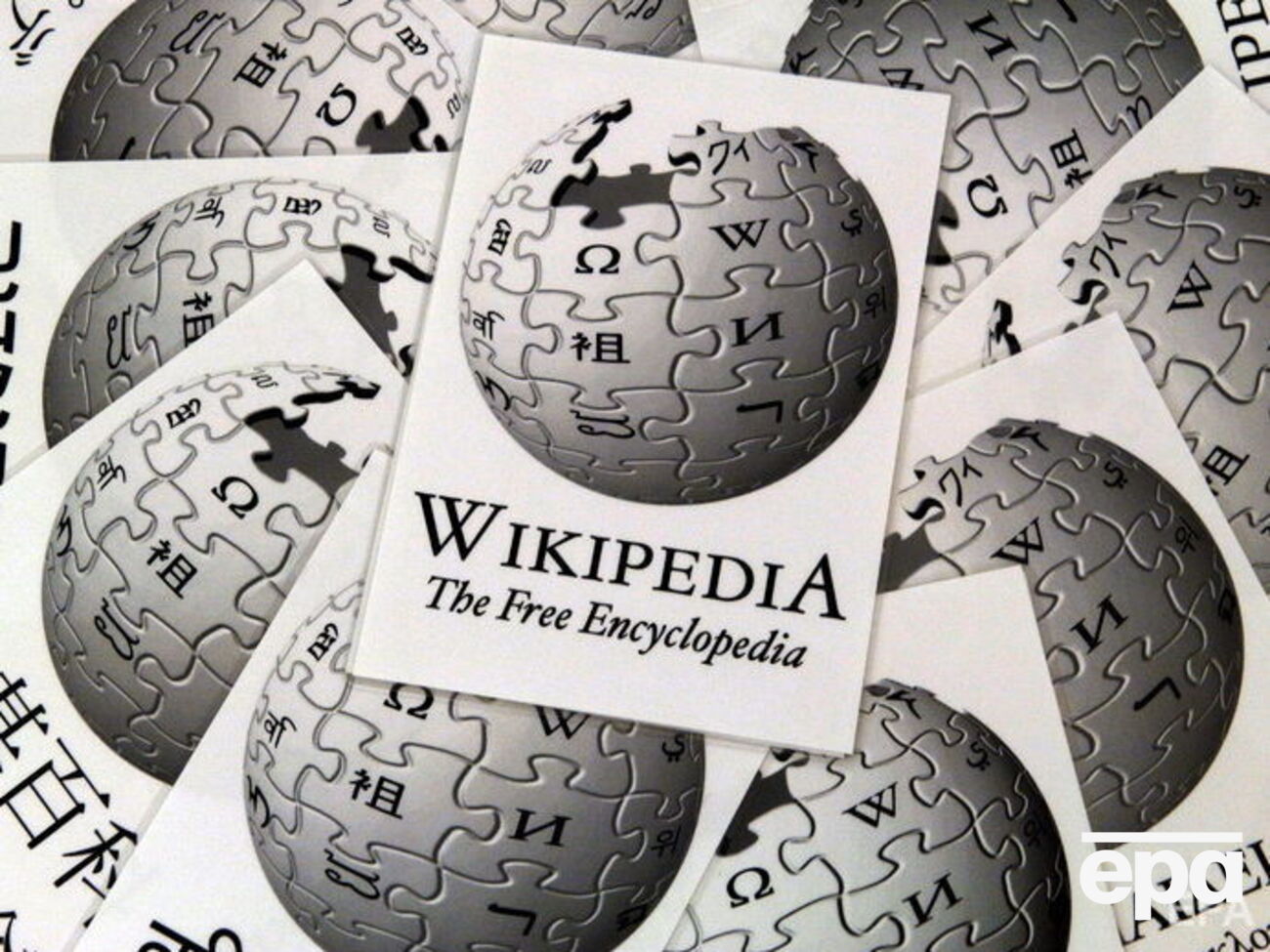 В "Википедии" считают, что директива вводит новые ограничения в интернете