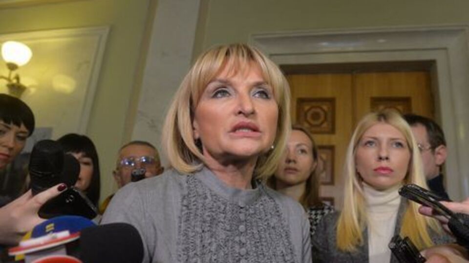 Луценко не уточнила, якого рішення щодо переформатування ЦВК дійшли під час наради зі спікером парламенту керівники фракцій і груп