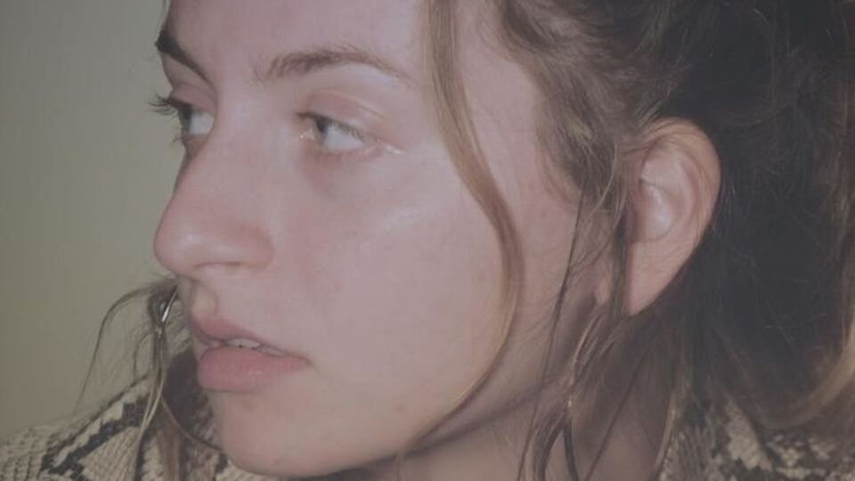 Дочка співаків узяла творче ім'я Liz Varum