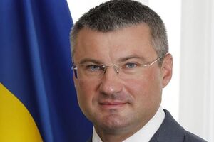 Сергей Мищенко: И это в то время как Кабинет Министров бьет себя в грудь и рассказывает о больших экономических достижениях