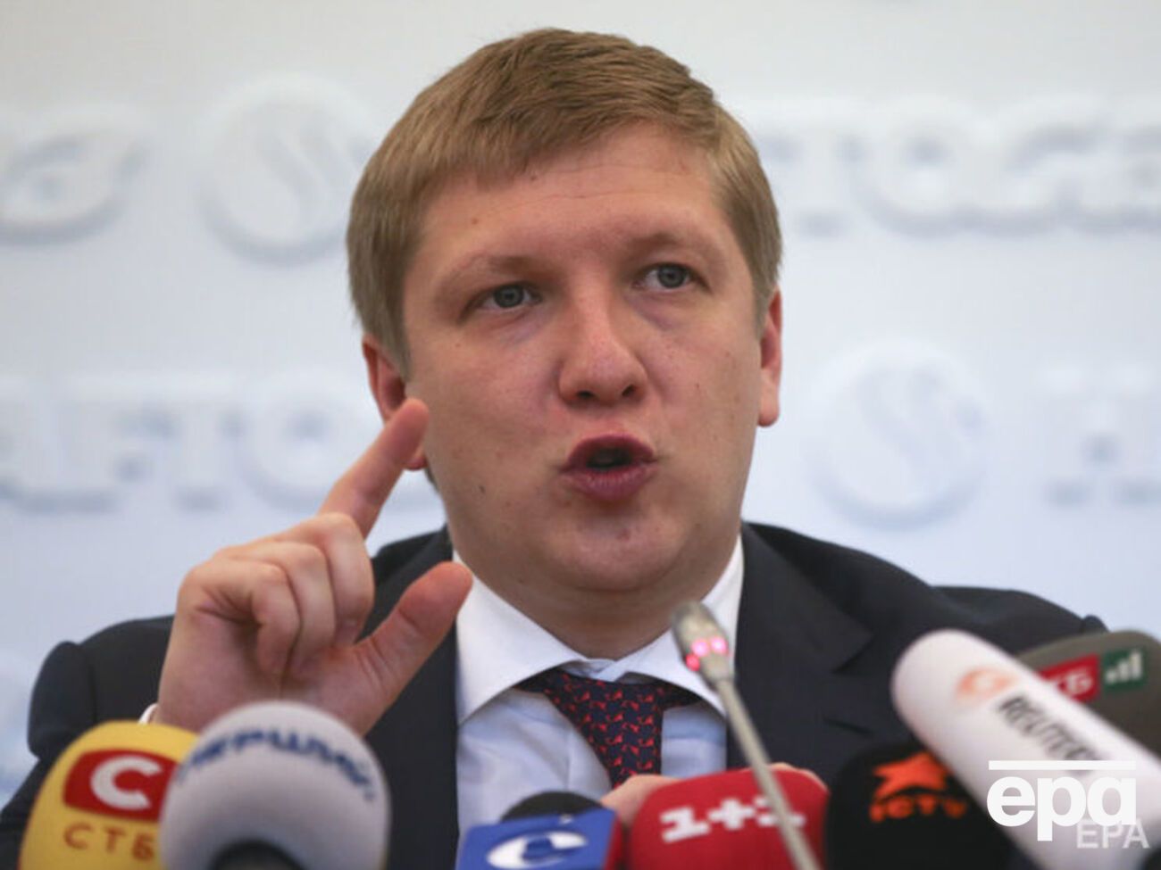 Для Коболєва купили броньований автомобіль