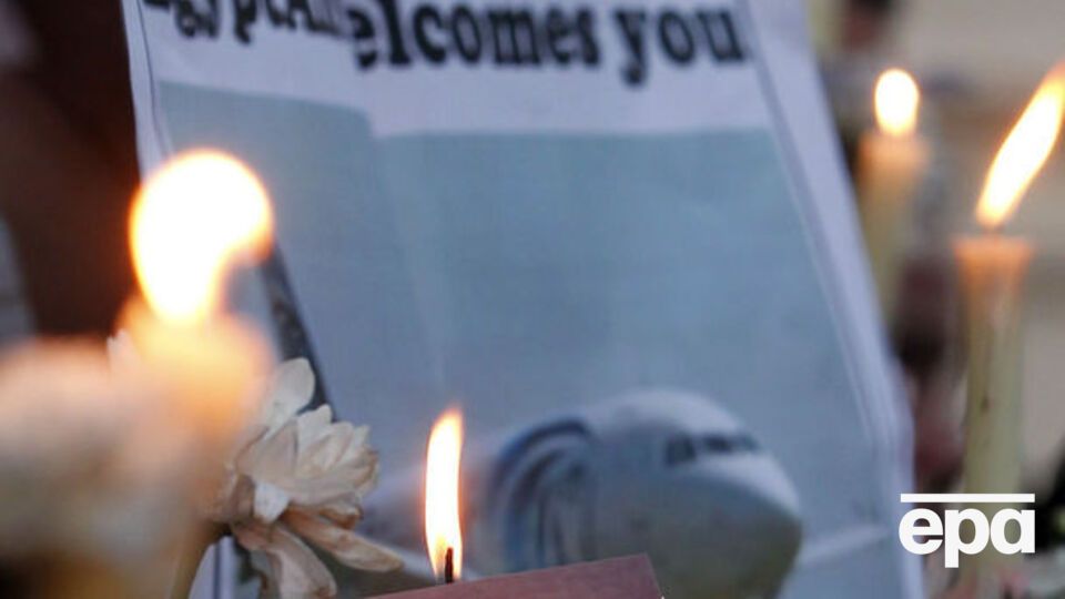 19 травня літак авіакомпанії EgyptAir, який прямував рейсом MS804 із Парижа в Каїр, зник із радарів