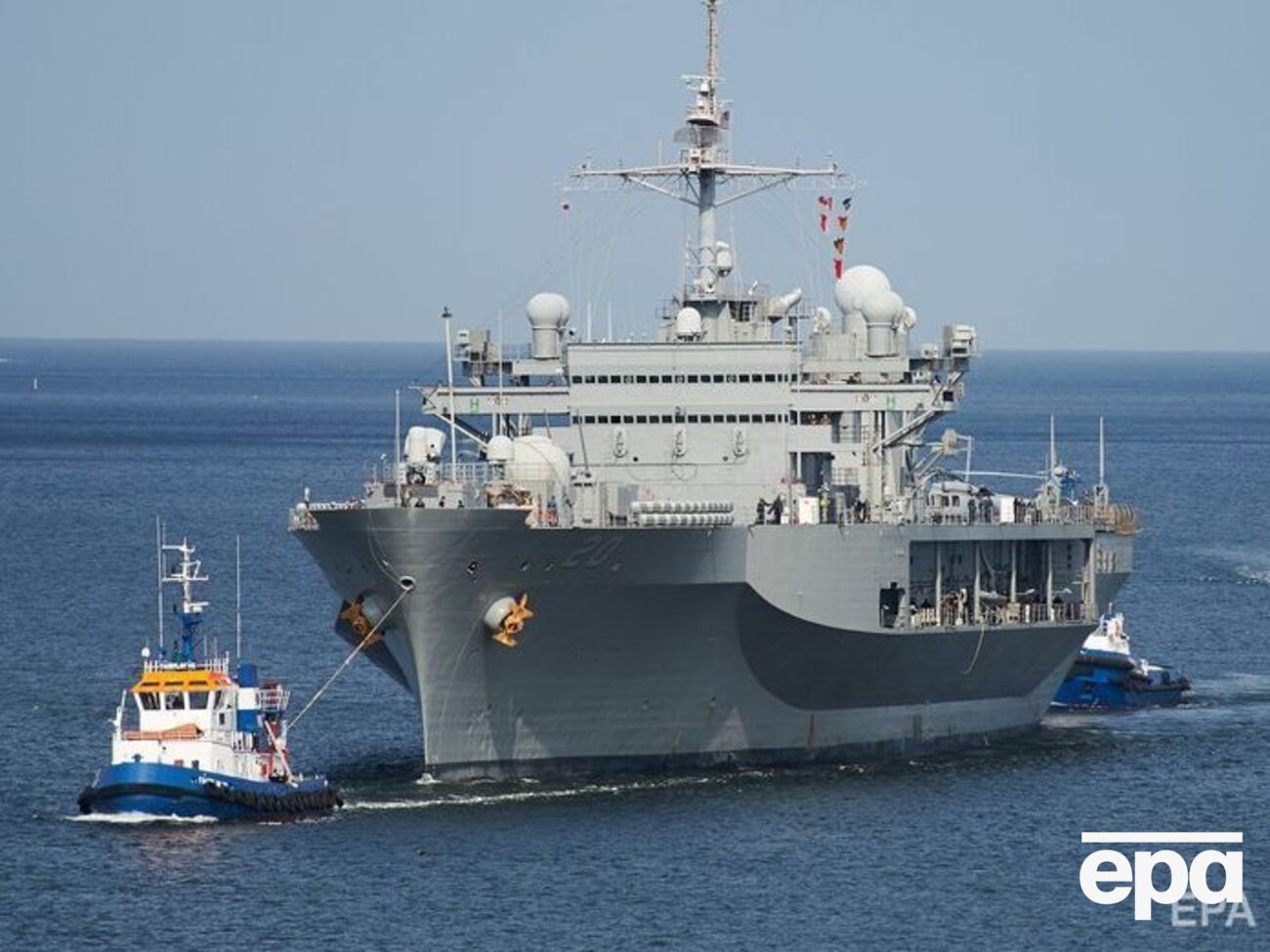 USS Mount Whitney ввели в експлуатацію у 1971 році