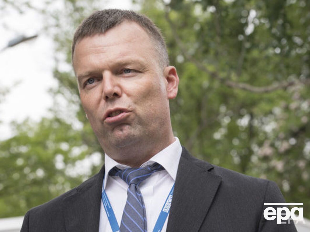 Хуг: Зброя, міномети, танки, артилерія самі по собі не стріляють