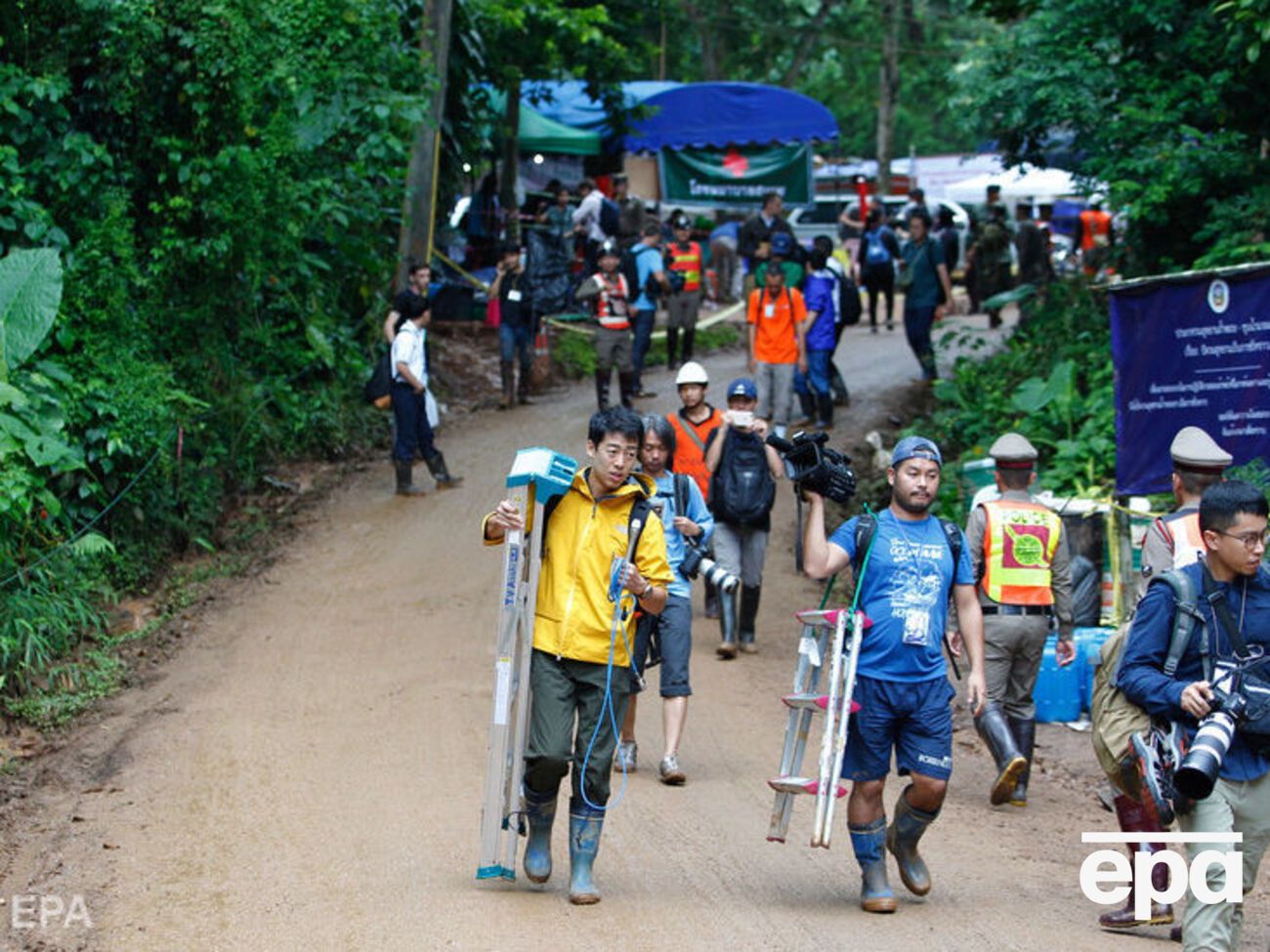 В Таиланде продолжается спасательная операция