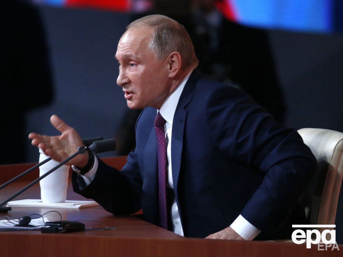 Политолог считает, что Путин выжидает, пока истощится Украина