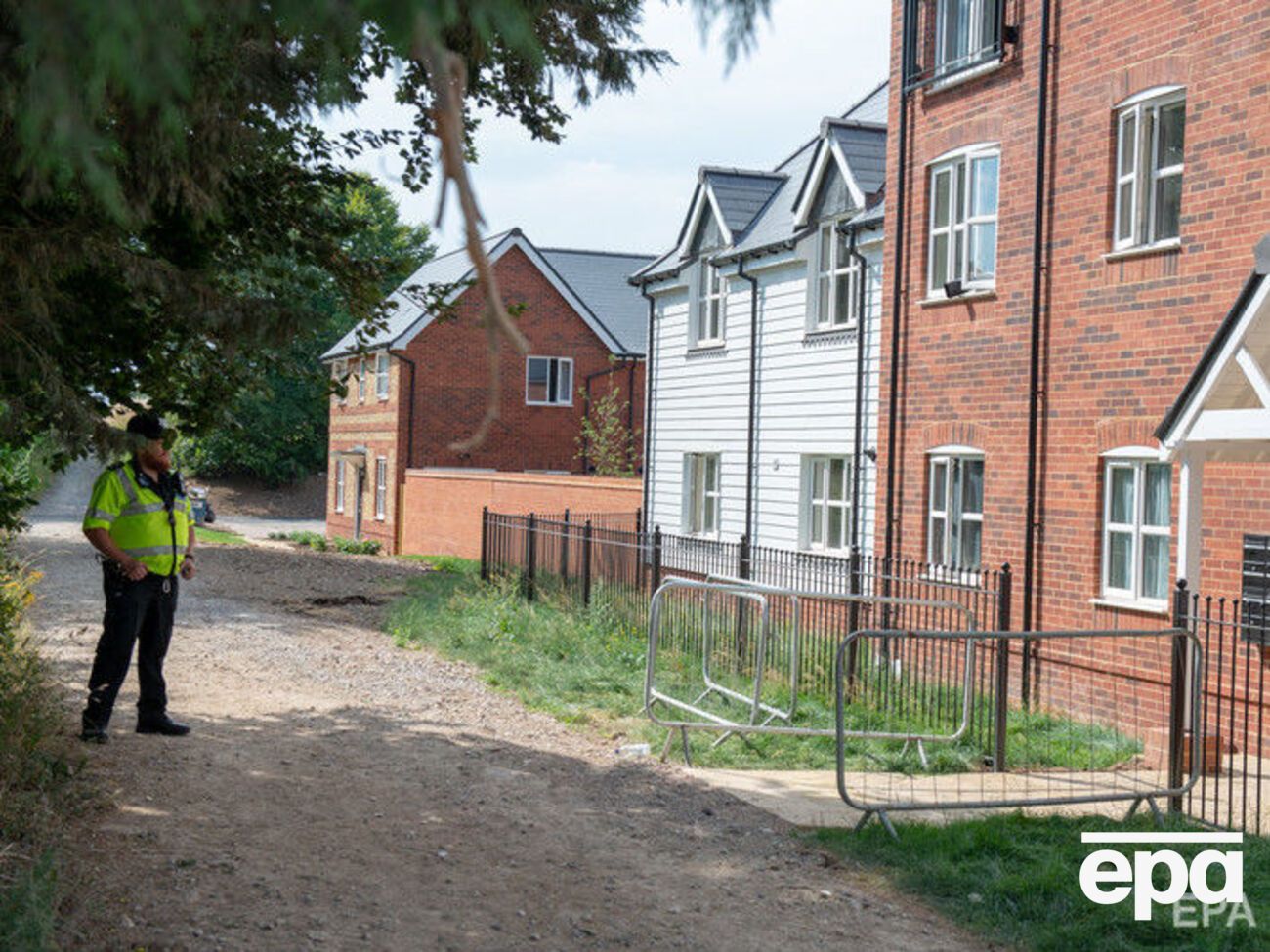 Роули и Стерджесс госпитализировали 30 июня