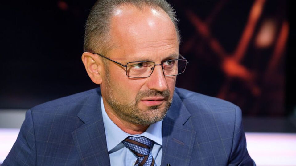 Безсмертний: Коли вони відрекомендувалися, сказали, мовляв, у нас є можливість у щотижневому режимі доповідати президенту Путіну про ситуацію