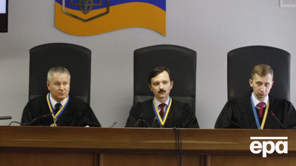 Суд оголосив перерву до 14.00
