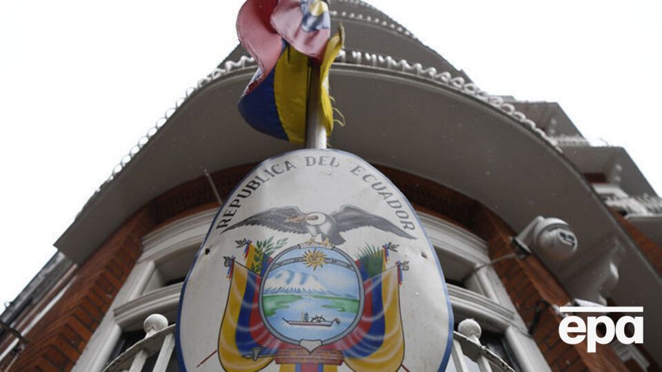 Ассанж може покинути посольство