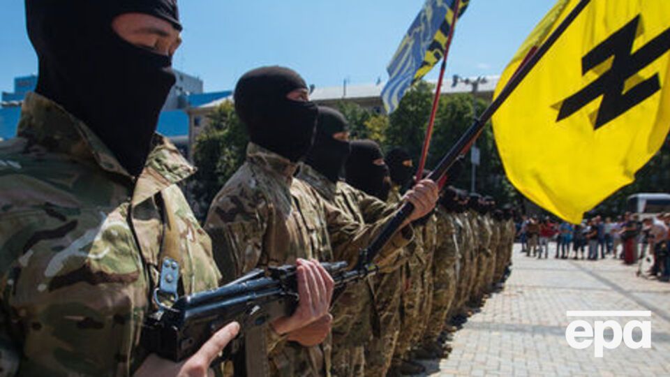 У полку вважають, що "Азов" намагаються очорнити в очах українського народу