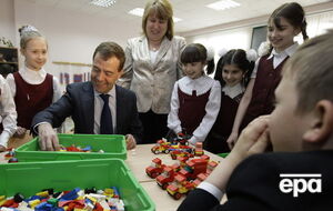 В российских школах не хватает учителей математики и иностранных языков