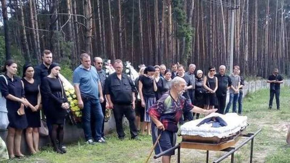 Із Юрієм Шундровим прощалося кілька десятків людей